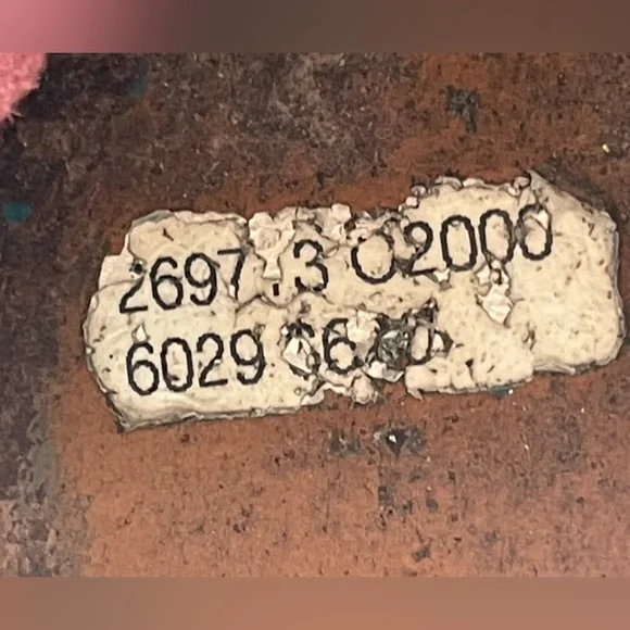 Gucci Suede peep toe heels, T-Strap, buckles, maroon, 37, EUC - Picture 15 of 15